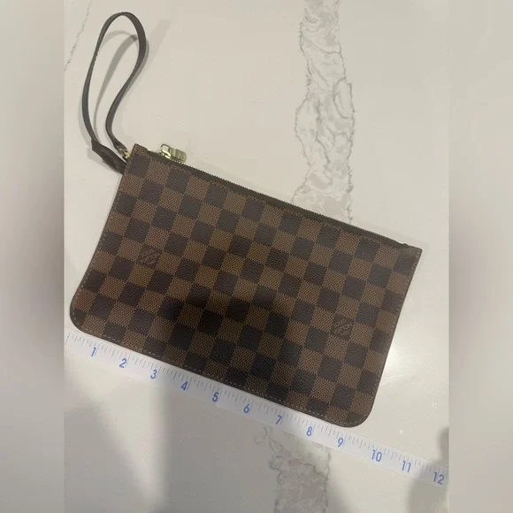 Louis Vuitton Damier Ebene Neverfull PM pouch - Picture 1 of 6